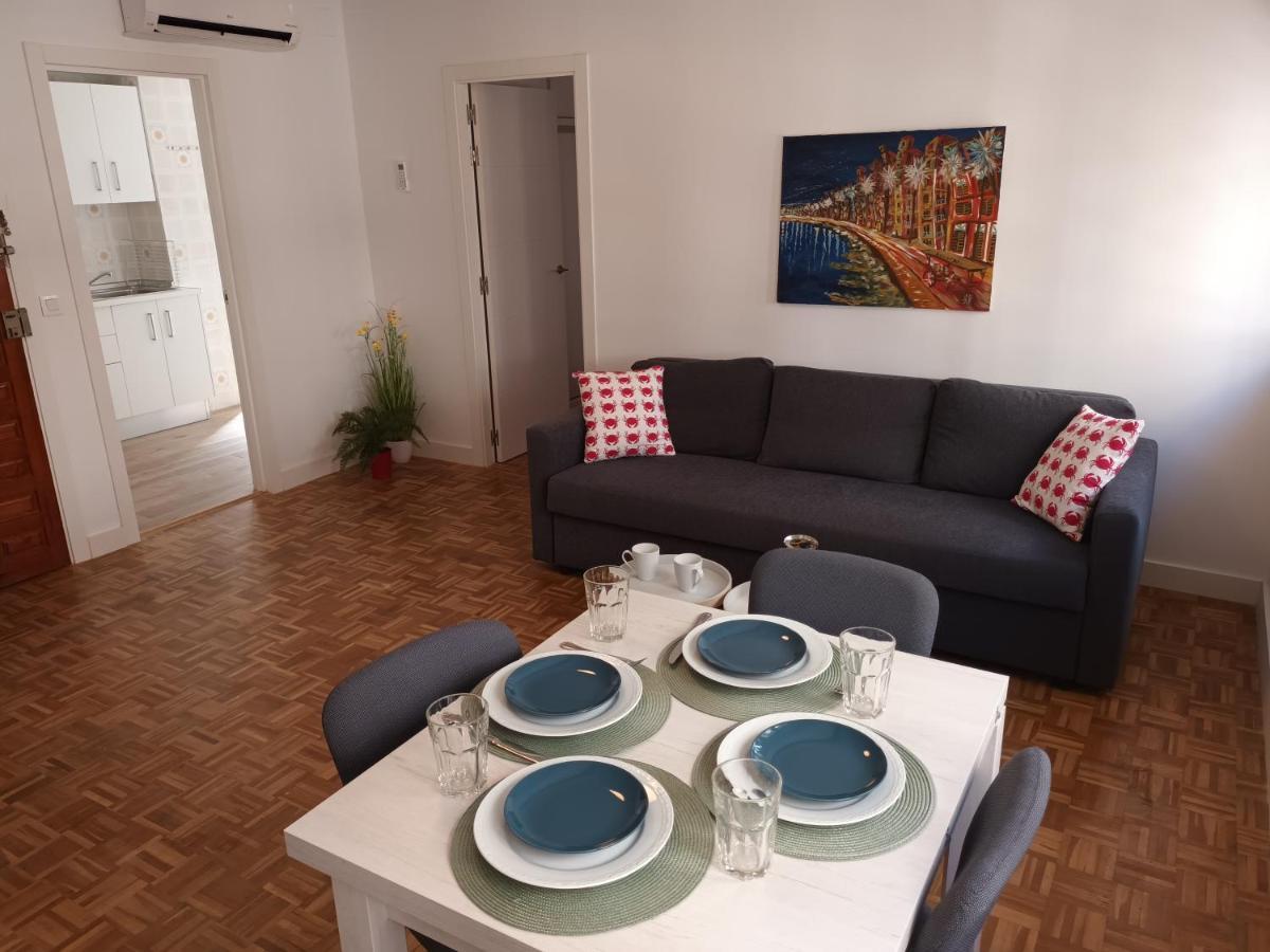 New Maritimo Lägenhet Málaga Exteriör bild