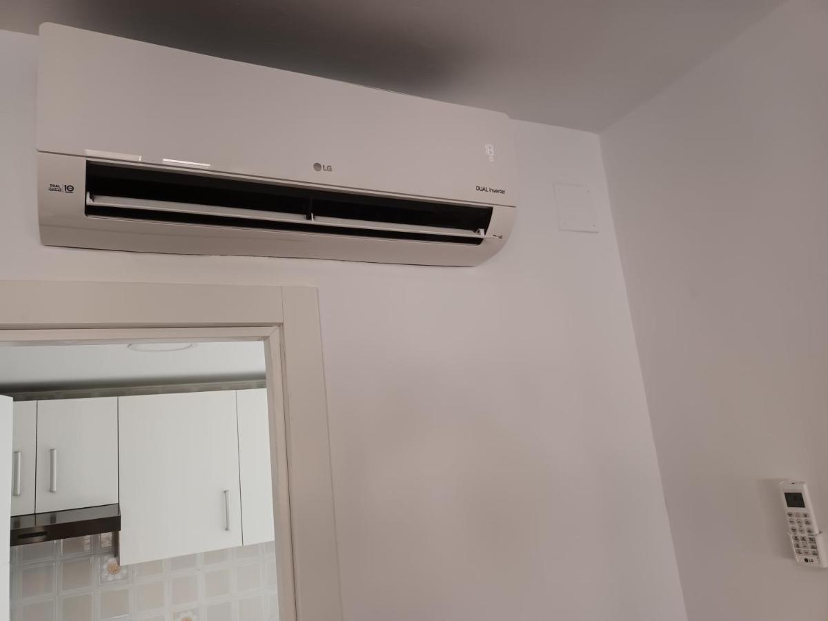 New Maritimo Lägenhet Málaga Exteriör bild