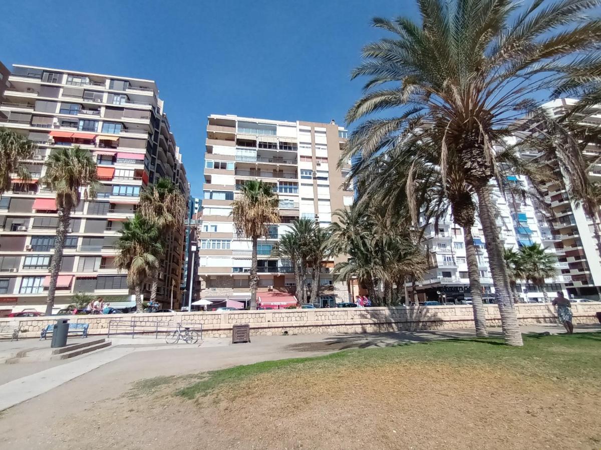 New Maritimo Lägenhet Málaga Exteriör bild