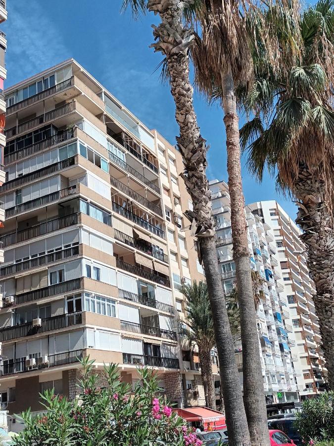 New Maritimo Lägenhet Málaga Exteriör bild
